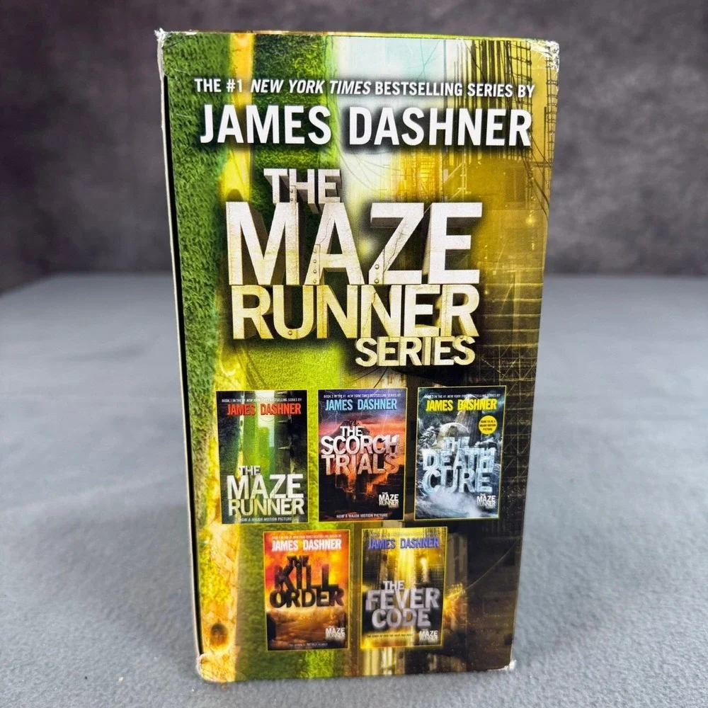 James Dashner The Maze Runner Series 5 Book Boxed‎ Set Paperback Delacorte Press